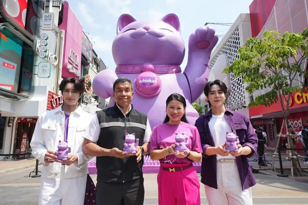 วิสกัส(R) ฉลองความรักเหล่าทาสแมวไทย เปิดตัวประติมากรรม 'Lucky Cat' สูง 10 เมตรใจกลางกรุง ตอกย้ำความสำคัญของโภชนาการแมวที่ครบถ้วนและสมดุล
