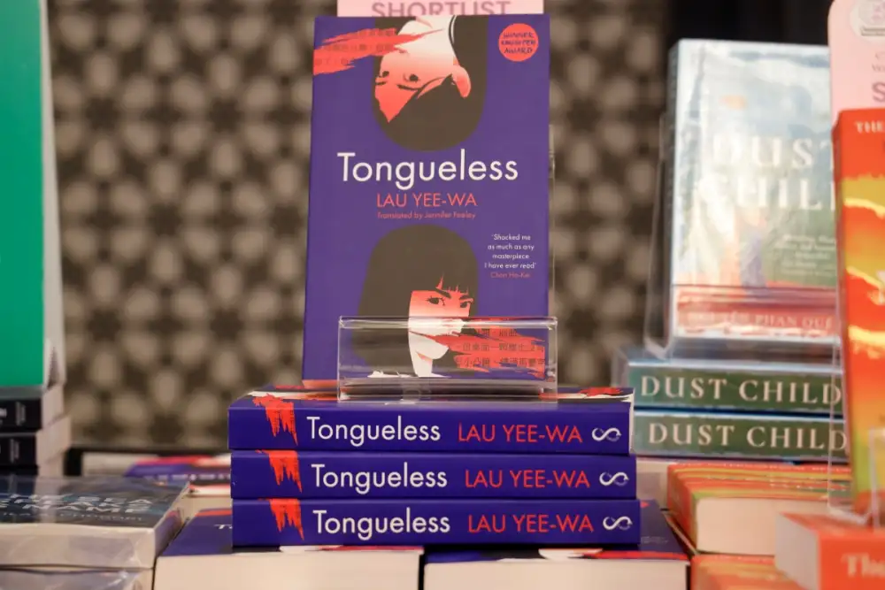 'Tongueless' ผงาดบนเวทีโลก! นักเขียนฮ่องกงคว้า Grand Prize 'ชมนาดอินเตอร์ 2026'