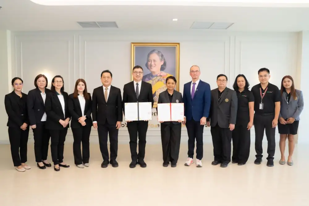 โรงพยาบาลสมิติเวช ศรีนครินทร์ ร่วมกับ คณะแพทยศาสตร์ มหาวิทยาลัยศรีนครินทรวิโรฒ พัฒนาแพทย์เฉพาะทางด้านออร์โธปิดิกส์ สาขาเวชศาสตร์การกีฬา (Sports Orthopedics Fellowship Program) สู่มาตรฐานสากล #FitLAB #ฟิตเต็มข้อ