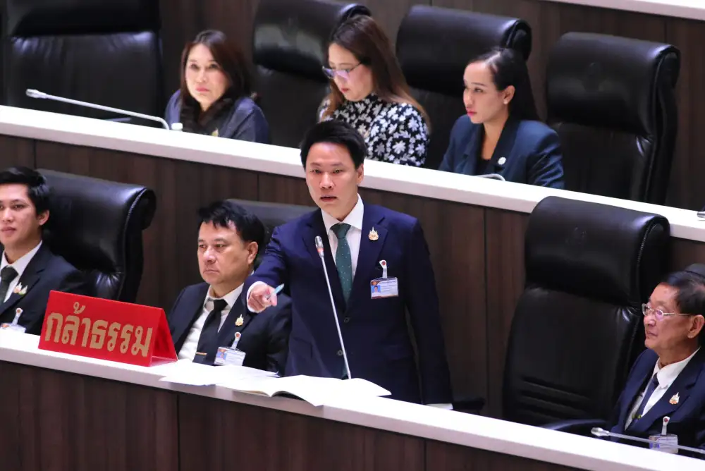 กล้าธรรม ซัดนโยบายรัฐบาลสวนทางวิกฤตประเทศ จี้ทำงานเชิงรุก ทวงสัญญาหาเสียง