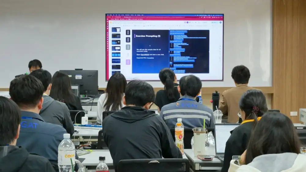 THCloud.AI เป็นส่วนหนึ่งในการขับเคลื่อนนวัตกรรมและเสริมศักยภาพบุคลากรในองค์กร ผ่านการจัด Workshop เชิงลึกด้าน Agentic AI การไฟฟ้าฝ่ายผลิตแห่งประเทศไทย (กฟผ.)