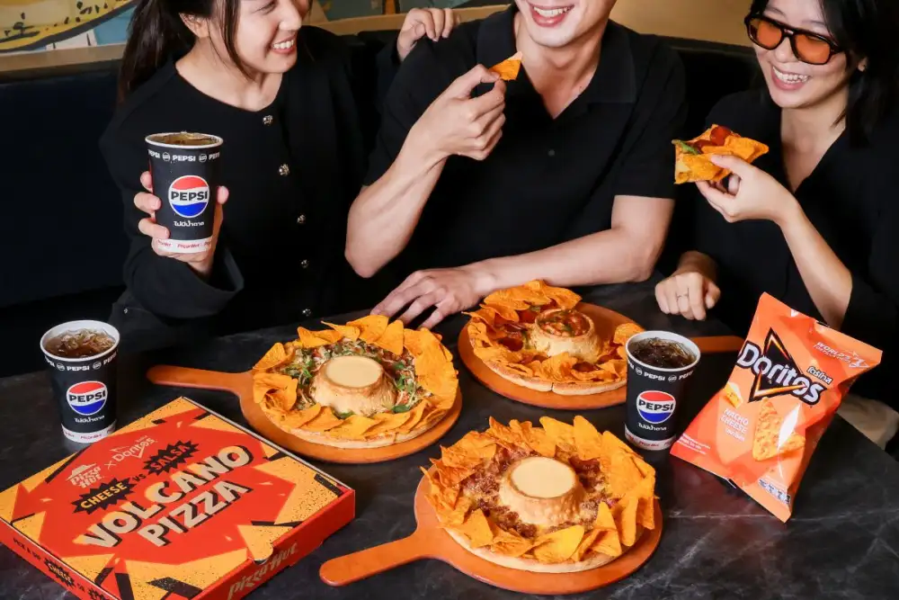 พิซซ่า ฮัท ผนึกกำลัง ซันโทรี่ เป๊ปซี่โค ประเทศไทย และ โดริโทส เปิดตัวเมนูใหม่