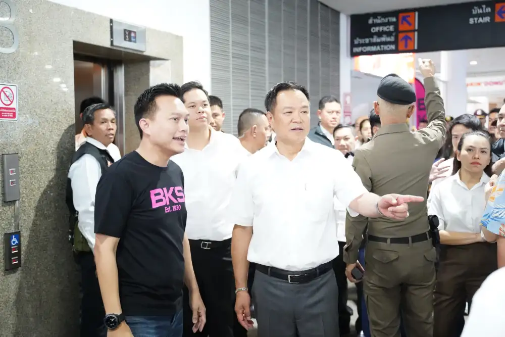 ยอดเดินทางสงกรานต์ 2 วันแรกผ่านขนส่งสาธารณะกว่า 5.5 ล้านคน ใช้ระบบรางสูงขึ้น