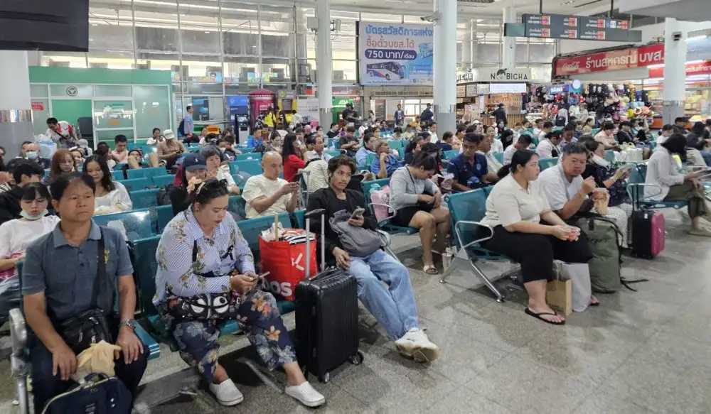 บขส.เผยยอดเดินทางกลับบ้านสงกรานต์วานนี้ทำนิวไฮ 1.5 แสนคน