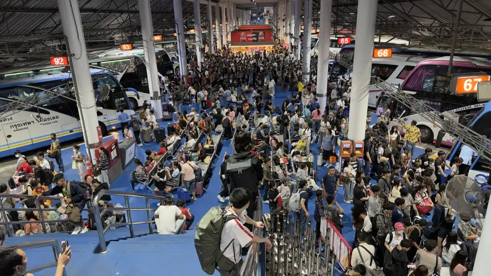 บขส.เผยยอดเดินทางกลับบ้านสงกรานต์วานนี้ทำนิวไฮ 1.5 แสนคน
