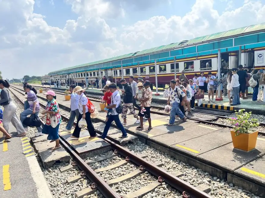 พร้อมรับกลับกรุง! รฟท. จัดขบวนรถไฟเสริมพิเศษรับคนกลับกรุงเทพฯ 14-17 เม.ย.