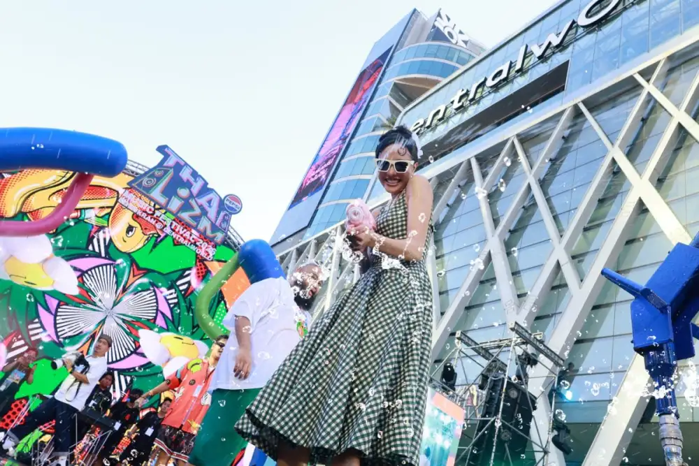 โมเมนต์ประวัติศาสตร์! ตอกย้ำสงกรานต์ไทยขึ้นแท่นเทศกาลโลก เซ็นทรัลเวิลด์ต้อนรับ Miss World 