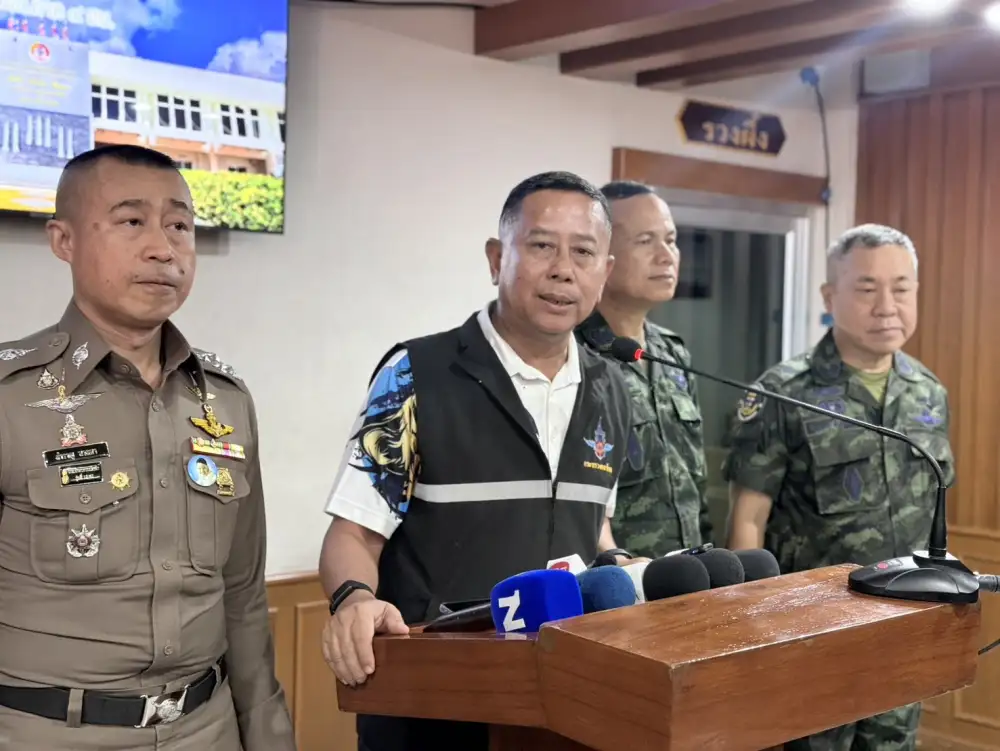 รมว.กลาโหม ควง มทภ.4 เอ่ยปาก