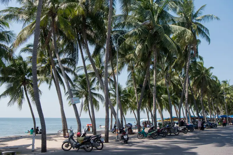 ท่องเที่ยวชลบุรี ปรับกลยุทธ์!! รุกตลาดระยะใกล้ หวั่นสงครามลากยาวกดรายได้วูบ จี้รัฐฟื้น 