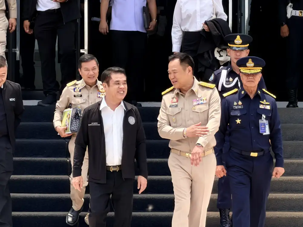 นายกฯ นำทีมขึ้นเชียงใหม่ ติดตามไฟป่า-ฝุ่น PM2.5 เร่งแก้ปัญหามลพิษภาคเหนือ