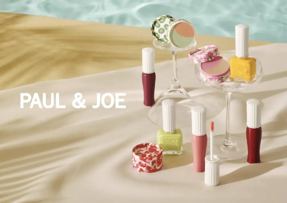 สัมผัสสีสันแห่งฤดูร้อนกับ PAUL & JOE SUMMER COLLECTION