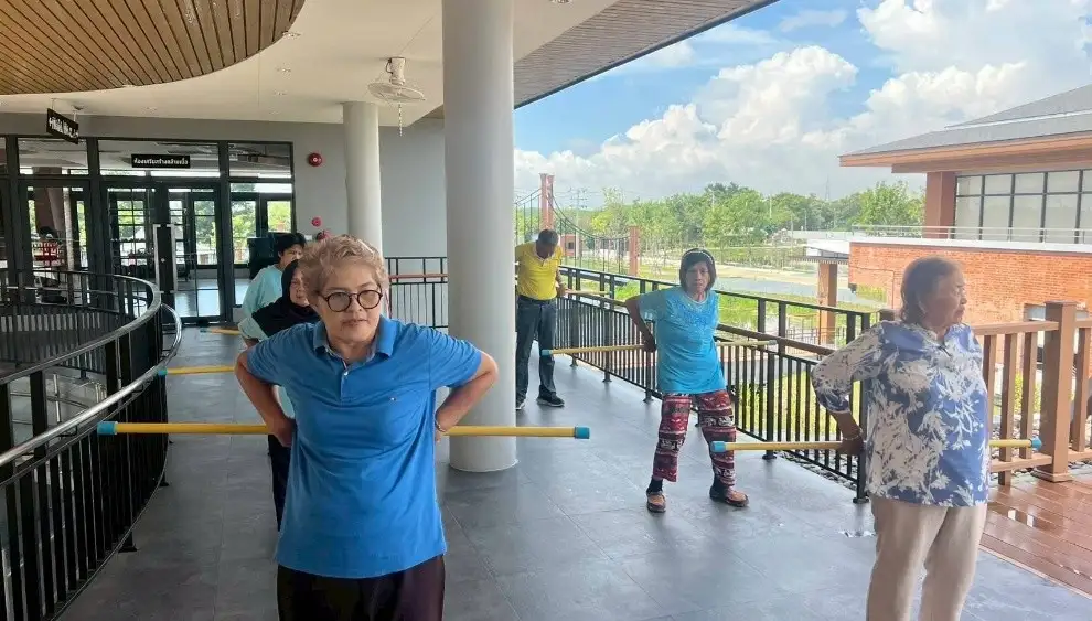 กทม. ขับเคลื่อนการส่งเสริมและฟื้นฟูสุขภาพผู้สูงอายุ ยกระดับ Long-term Care ครบวงจร