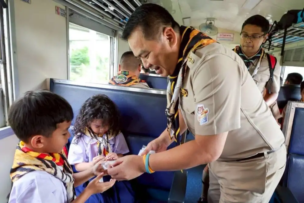 สลช.พร้อมสนองนโยบายลดค่าครองชีพผู้ปกครอง