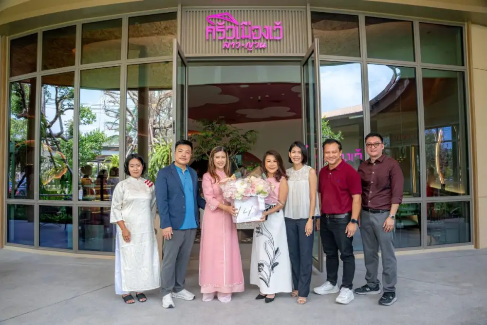 เคอี กรุ๊ป ร่วมแสดงความยินดีเนื่องในโอกาสเปิดร้าน 