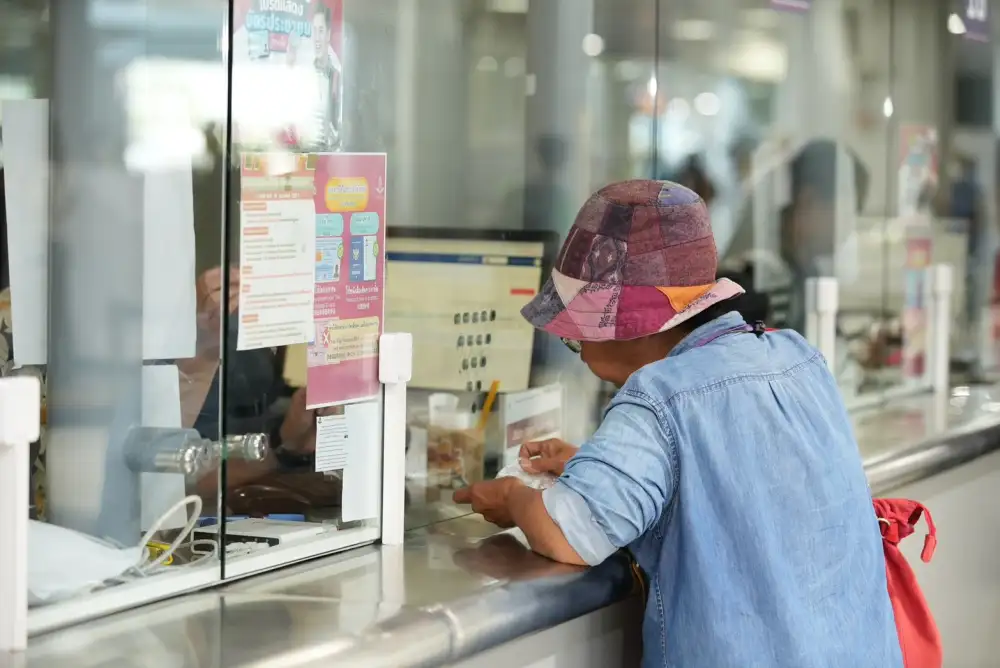 รฟท.หั่นเวลาจองตั๋วล่วงหน้าเหลือ 90 วันจาก 180 วันแก้ปัญหากั๊กที่นั่งเพิ่มโอกาสคนเดินทางจริง