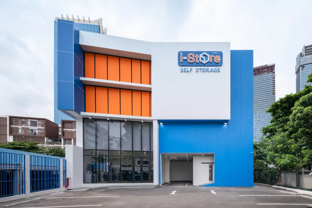 i-Store แผนปี 69 ปั๊มรายได้พุ่ง 200% ลุยเพิ่ม 7 สาขาดันพื้นที่ทะลุ 1.8 หมื่น ตร.ม.รับเทรนด์คอนโดเล็กลง