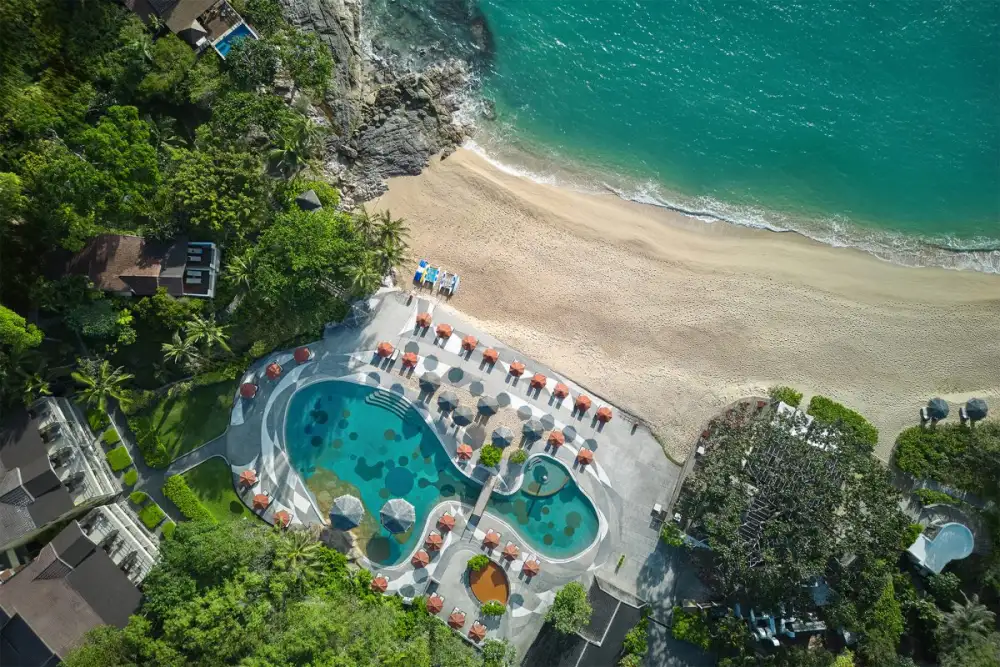 Garrya Tongsai Bay Samui Presents 