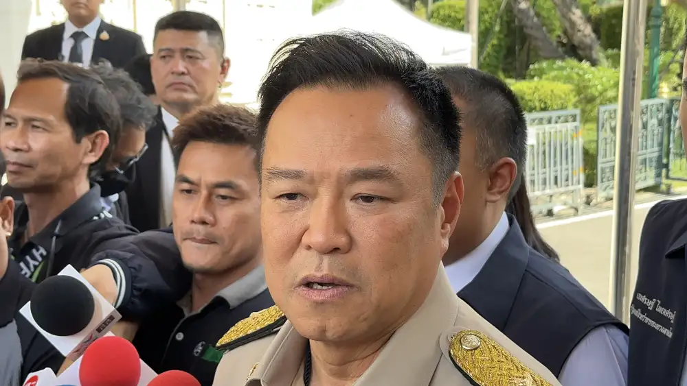 นายกฯ หารือทีมเศรษฐกิจเตรียมออก พ.ร.ก.กู้ 5 แสนลบ.ยันต้องทำถูกต้องตามระเบียบ-ขั้นตอนกม.