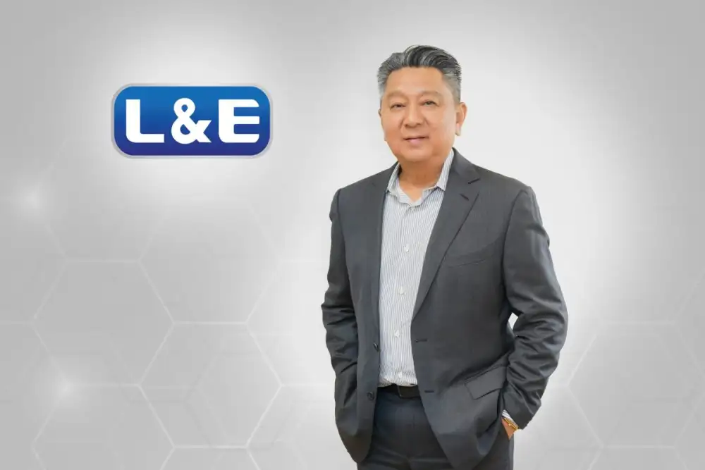 L&E กางแผนปรับกลยุทธ์เพิ่มรายได้ รุกงานนวัตกรรมลุยเจาะตลาดราชการ สู้ศึกสินค้าจีน ชูกลยุทธ์ QISSS Way และมาตรฐาน MiT สกัดสินค้ากลุ่มนำเข้า วางเป้ารายได้โต 15 - 20% ตุน Backlog แกร่ง 1,300 ล้านบาท