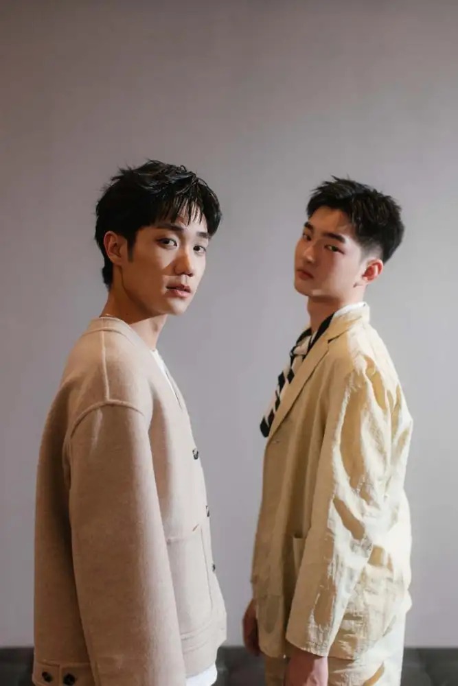 เปิดวาร์ปสองหนุ่มเคมีดี๊ดี 