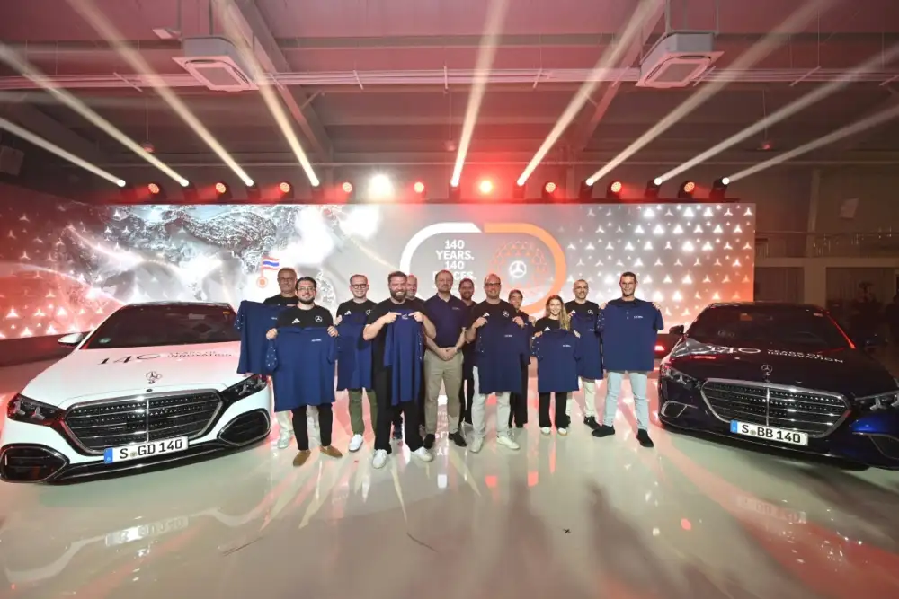 Mercedes-Benz unveils the new S-Class in