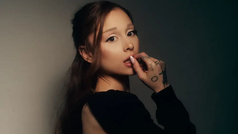 Ariana Grande ส่งเพลงใหม่