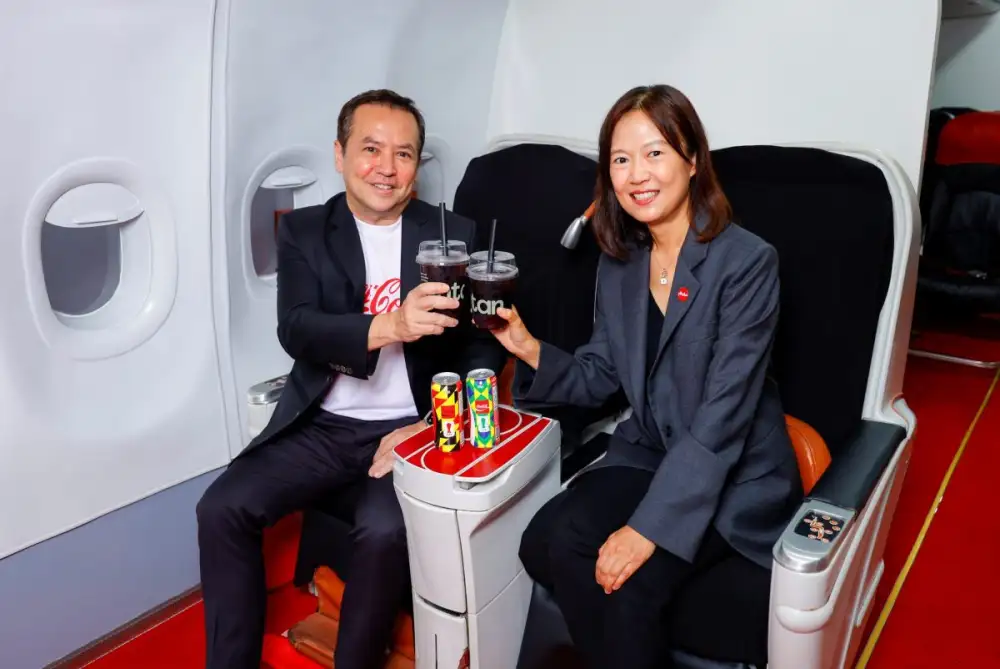 ThaiNamthip Coca-Cola and AirAsia Launch Exclusive Midnight Grape