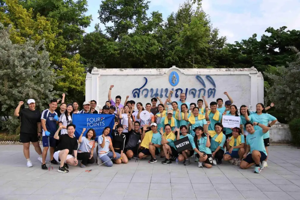 โรงแรม เดอะ เวสทิน แกรนด์ สุขุมวิท กรุงเทพ ผสานพลังสุขภาพและความยั่งยืน ผ่านกิจกรรมวิ่งและเก็บขยะ ณ สวนเบญจกิติ