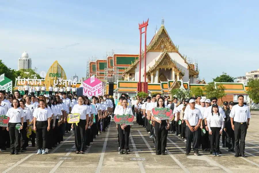 เลือกตั้งกทม.: กทม. รณรงค์