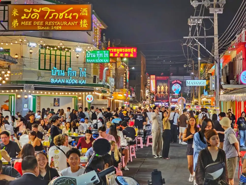 ภาพรวมครึ่งปีแรก บรรทัดทองกลับมาท็อปฟอร์มสตรีทฟู้ดเมืองไทย ครองใจนักท่องเที่ยวร้านดังทั่วไทยปักหมุดเปิดร้านต่อเนื่อง
