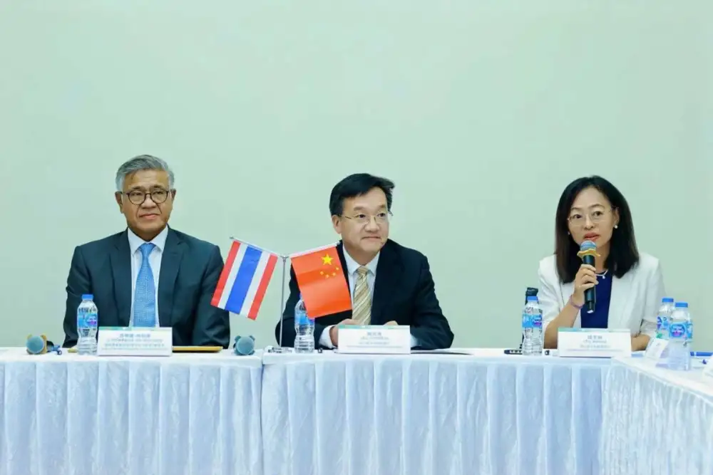 การประชุมหารือแลกเปลี่ยนระหว่างผู้ประกอบการด้านการท่องเที่ยวและวัฒนธรรมจีน (เสฉวน) - ไทย จัดขึ้น ณ กรุงเทพมหานคร ประเทศไทย สำเร็จลุล่วงไปด้วยดี