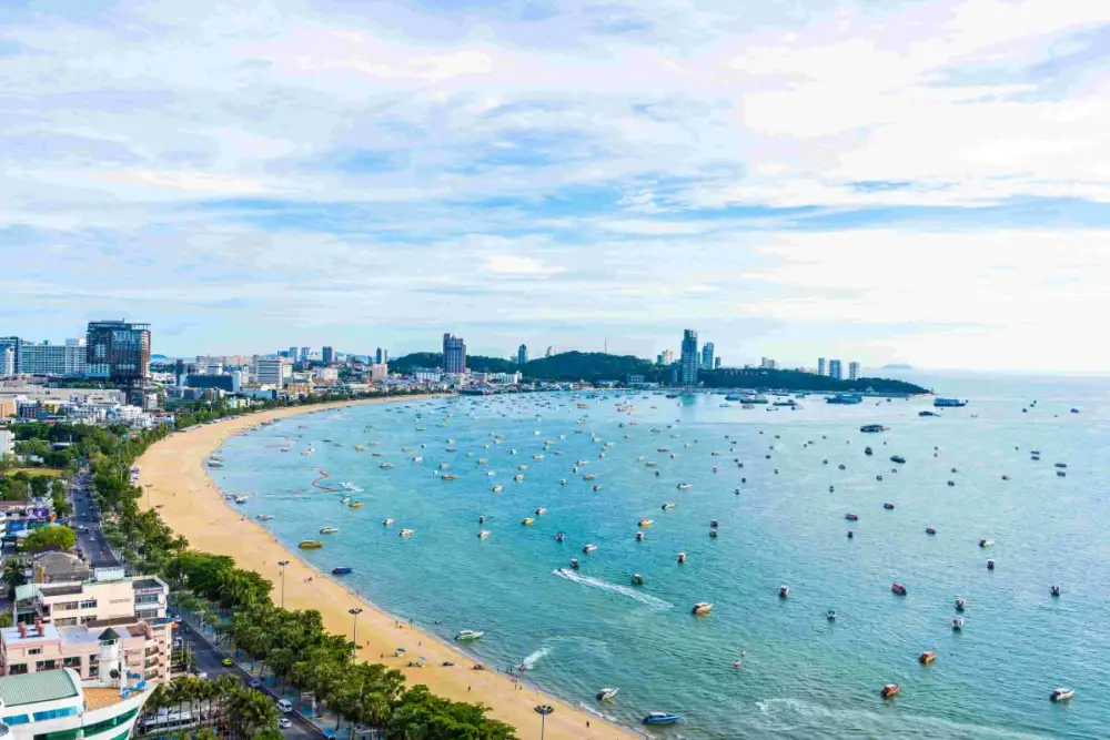 กระแส Staycation ในไทยมาแรง Traveloka เผย