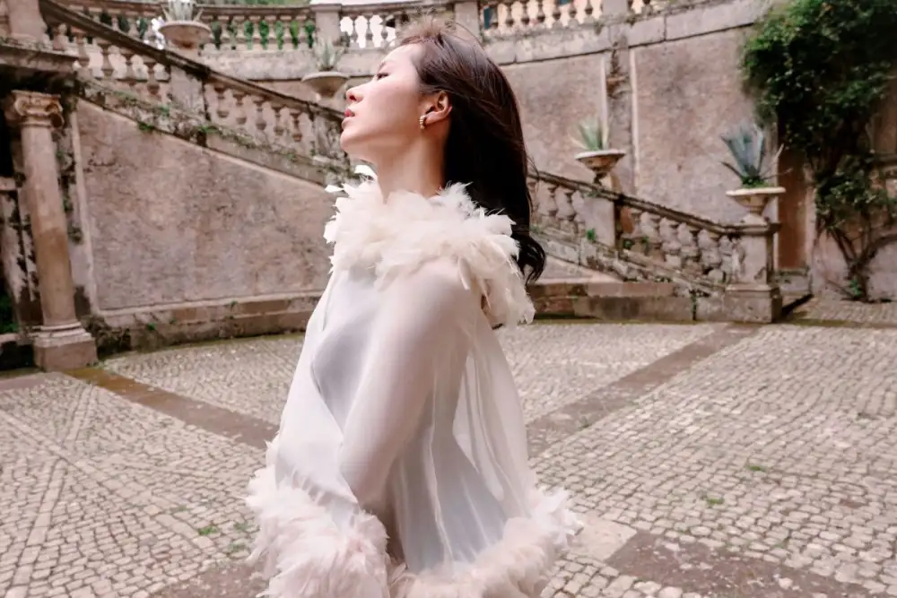 LIM KIM ศิลปินสาวสวยเสียงดีจากเกาหลีใต้ บันทึกการเติบโตผ่านอัลบั้มใหม่ Exit to Nowhere พร้อมปล่อยมิวสิกวิดีโอเพลงใหม่ 