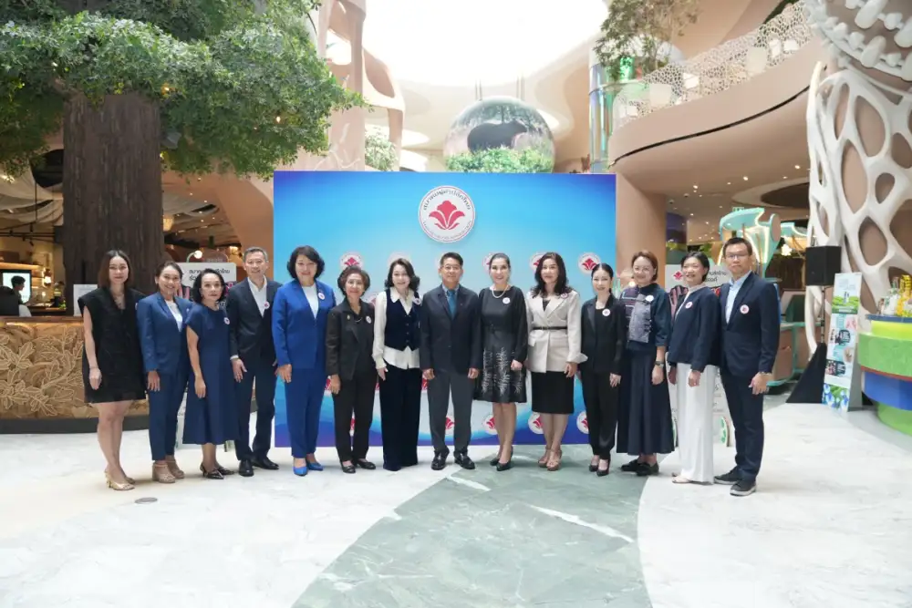 Thai Retailers Association unveils TRA 'ACT' strategy to driveThailand's retail sectorCalls on the government to stimulate consumer spending,strengthen SMEs and promote fair competition