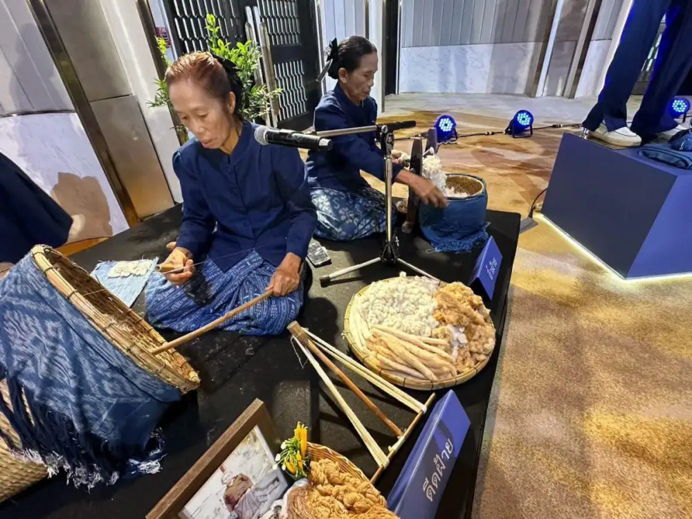 ความภาคภูมิใจของคนไทยและชาวสกลนคร จากภูมิปัญญา GI ไทย สู่ชุดพิธีการนักกีฬาทีมชาติไทยในเอเชียนเกมส์ โชว์อัตลักษณ์ 