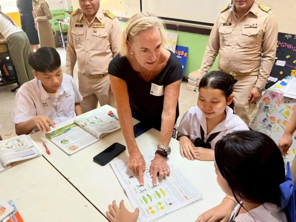 สมาคมสตรีอเมริกันแห่งประเทศไทยจัด English Camps ส่งเสริมทักษะภาษาอังกฤษให้นักเรียน