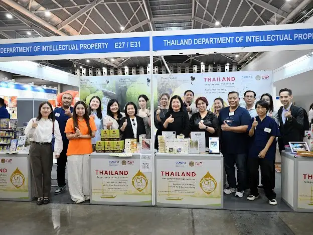 กรมทรัพย์สินทางปัญญา ดัน 6 GI ไทย เปิดตลาดสิงคโปร์ บุกงาน APAC Food & Beverage Expo พร้อมเปิดเวทีจับคู่ธุรกิจ มุ่งเชื่อมการค้า-ท่องเที่ยว ต่อยอดสินค้าอัตลักษณ์ สร้างรายได้สู่ชุมชน