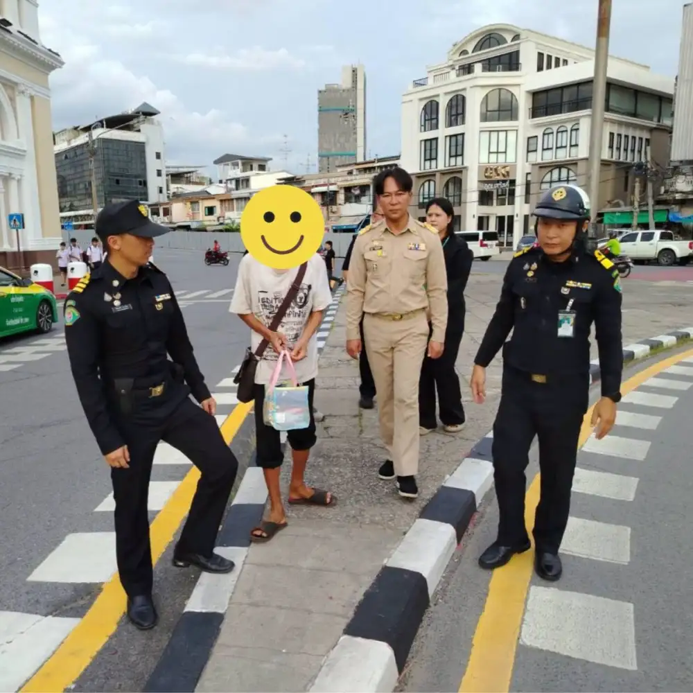 เขตปทุมวัน จัดระเบียบคนไร้บ้านย่านหัวลำโพง ส่งต่อ 'บ้านอิ่มใจ' พัฒนาคุณภาพชีวิต
