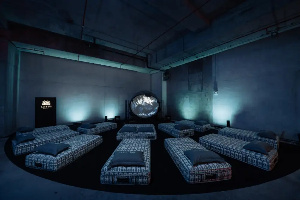 ที่นอนโลตัส ชวนพักผ่านพลังของเสียง เปิดประสบการณ์ Sound Healing บนที่นอน ภายใน 360? Immersive Dome