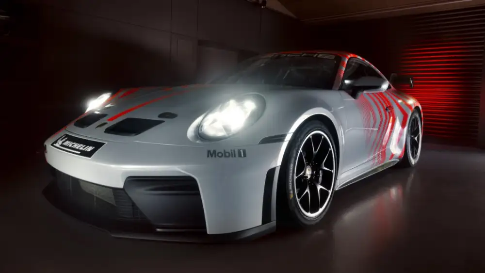 911 Challenge ใหม่ ถ่ายทอดสมรรถนะเพื่อการแข่งขันมอเตอร์สปอร์ตระดับมืออาชีพอย่างเต็มรูปแบบ
