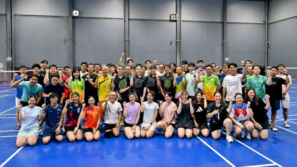 ชมรมแบดมินตันบางจากฯ - โรงเรียนแบดมินตันบ้านทองหยอด ร่วมแข่งขันแบดมินตันกระชับสัมพันธ์ สานต่อมิตรภาพกว่า 12 ปี
