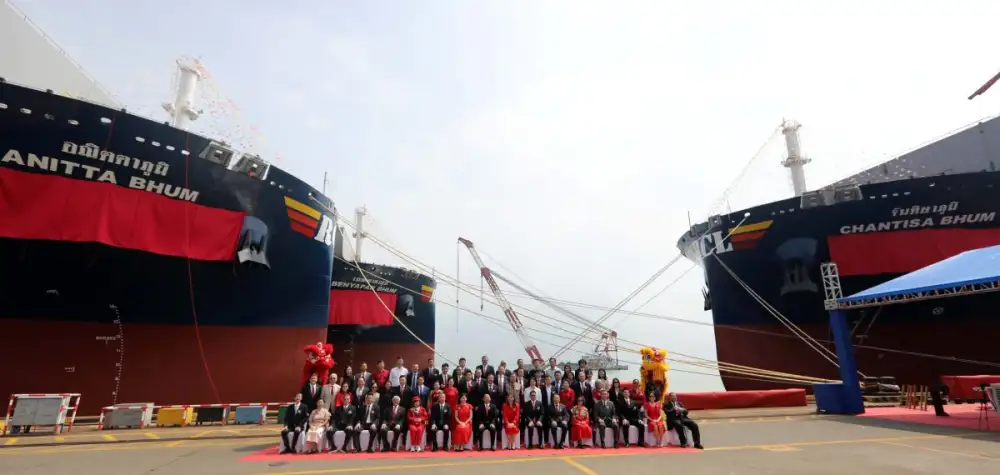 RCL เสริมศักยภาพจัดพิธีตั้งชื่อเรือใหม่ขนาด 4,488 ทีอียู 3 ลำ ณ เมืองกวางโจว ประเทศจีน