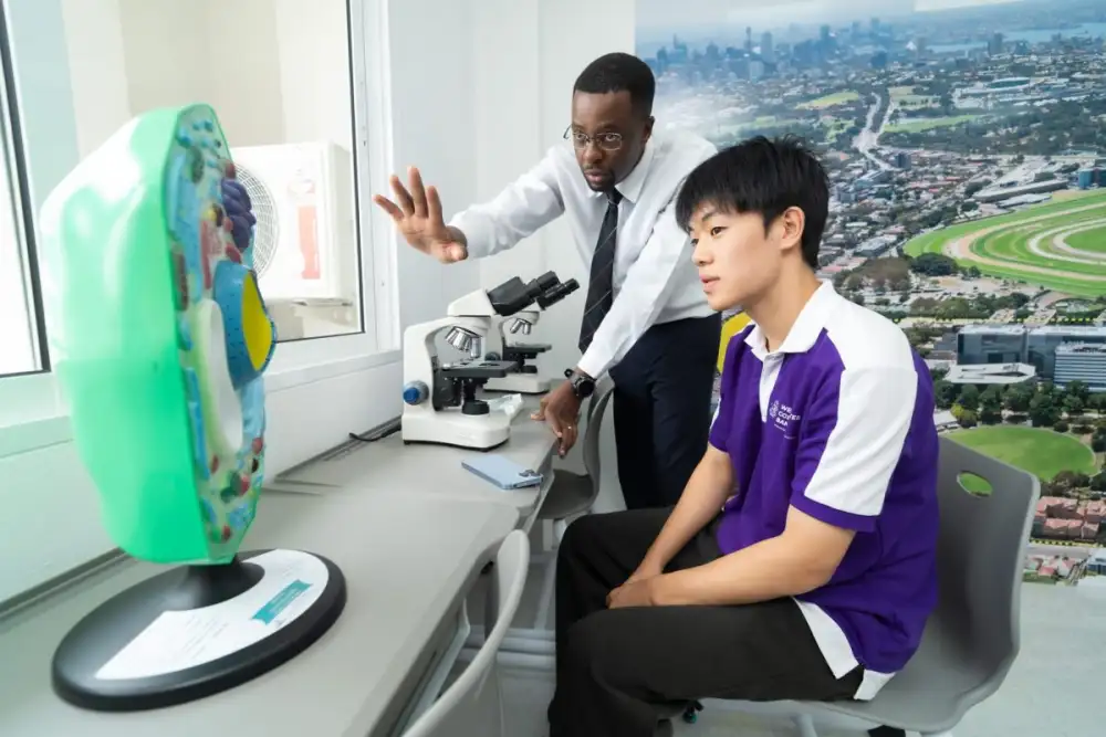 St. George's University and Westminster College Bangkok Expand Pathway to International Medical Education for Students in Thailand