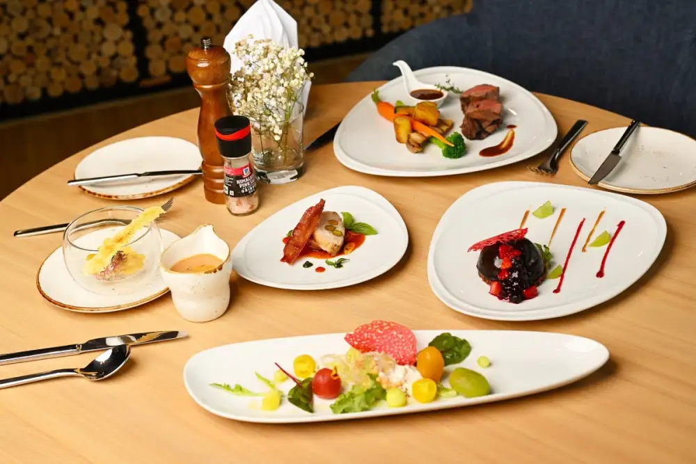145?F Grill & Bar Invites You to Experience