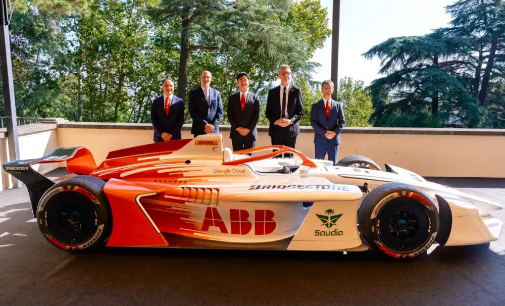 Bridgestone Formula E World Premiere บริดจสโตนเดินหน้าสู่บทใหม่ในฐานะผู้จัดหายางรถยนต์แต่เพียงผู้เดียว สำหรับการแข่งขัน ABB FIA Formula E World Championship