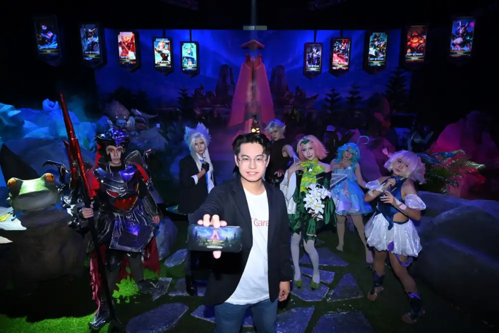 Garena RoV ฉลอง 10 ปี ย้ำเบอร์หนึ่ง 'เกมตีป้อม' เนรมิตนิทรรศการแห่งความทรงจำ 'RoV 10 Years The Experience' ร่วมท่องจักรวาล RoV แบบ Immersive ที่ CentralwOrld LIVE 3 - 12 ตุลาคม นี้