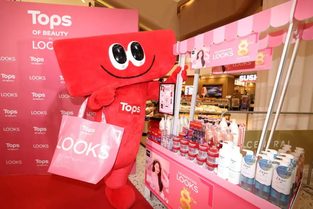 สวยไม่พัก ฟินไม่แผ่ว! ท็อปส์ ฉลอง 8 ปี LOOKSประกาศ 8 บิวตี้ไอเทมแห่งปีจาก 