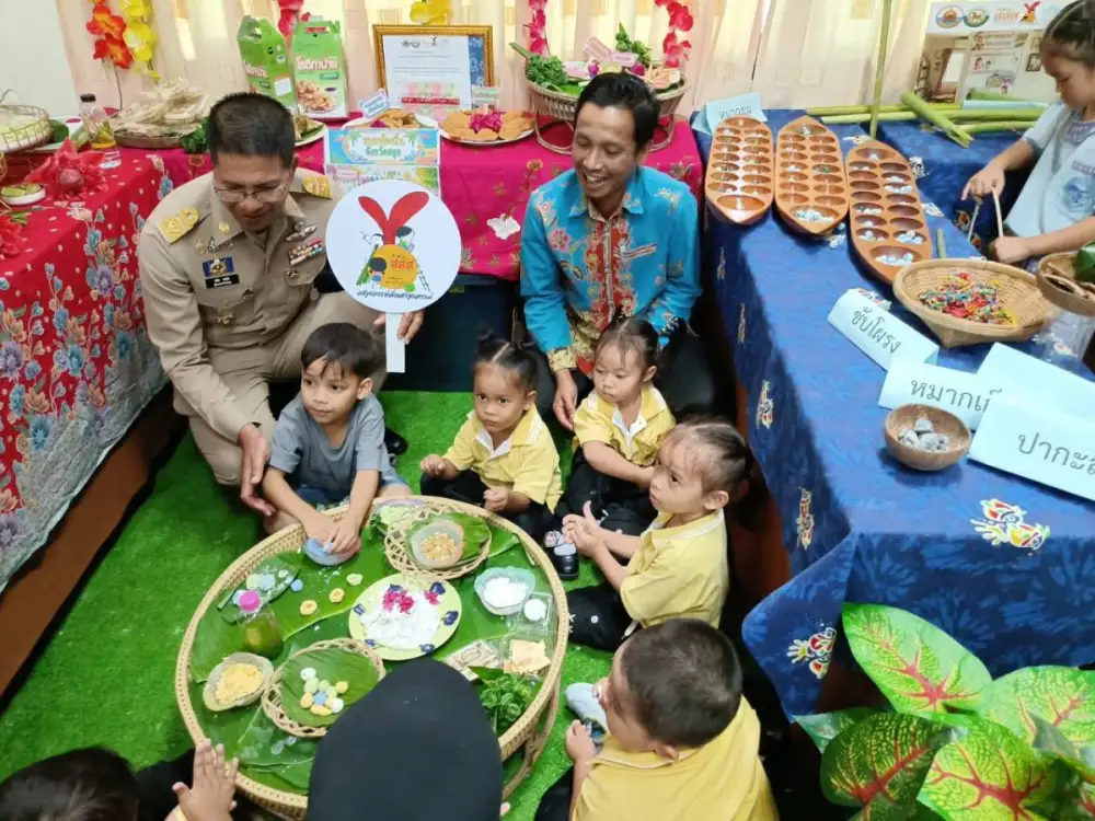 สสส. สานพลังท้องถิ่นสตูล รวมพลัง 11 อปท. ปลุกกระแส 'กติกาครอบครัว' ดึงเด็กปฐมวัยพ้นกับดักหน้าจอ