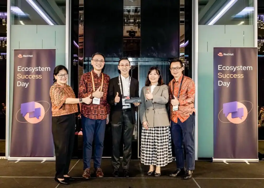 ยิบอินซอย เน็กซ์ รับรางวัล Partner of the Year (Thailand) จาก Red Hat