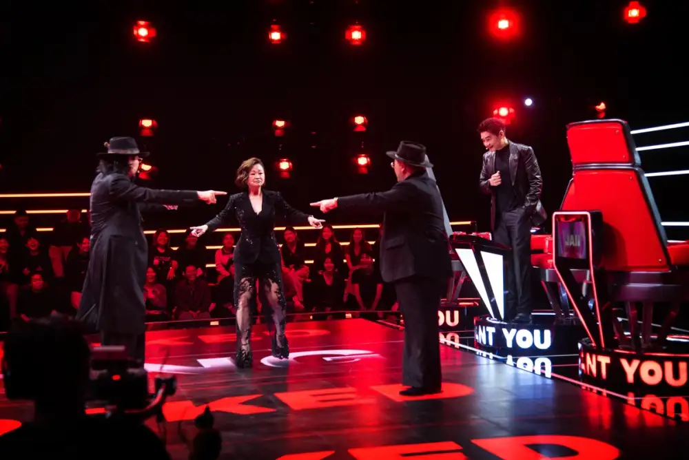 ครึ่งทางยิ่งเดือด! 4 โค้ช